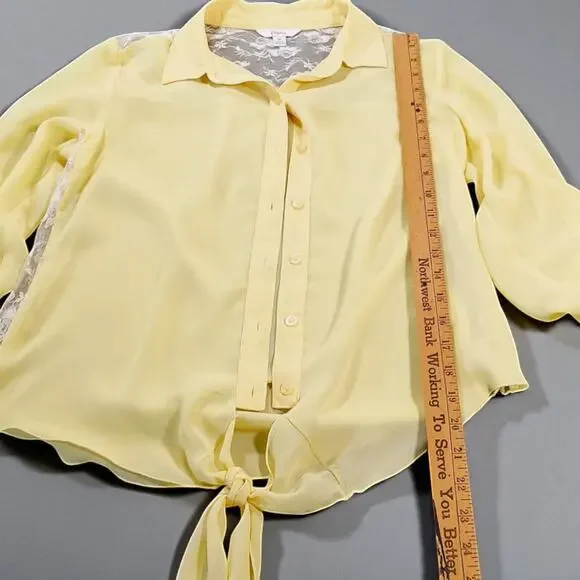 Candie's Y2K Romantic Lace Sheer Tie Front Button Tab Sleeve Top Butter Yellow M - Picture 9 of 10